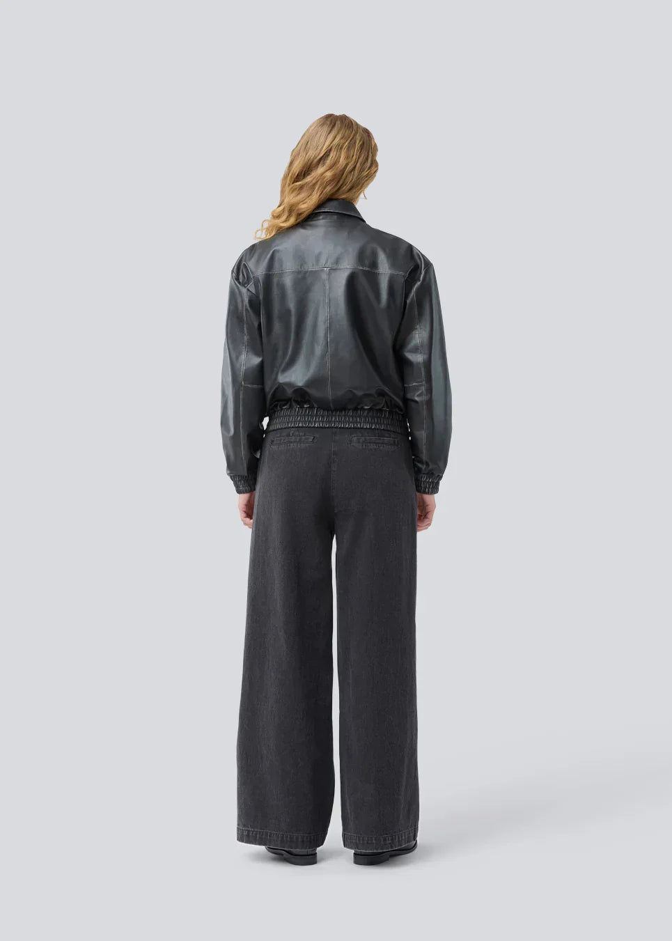 ג'קט עור לנשים Opeya